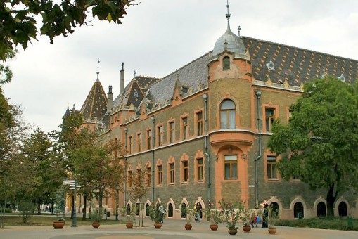   - Kecskemét, a hirös város